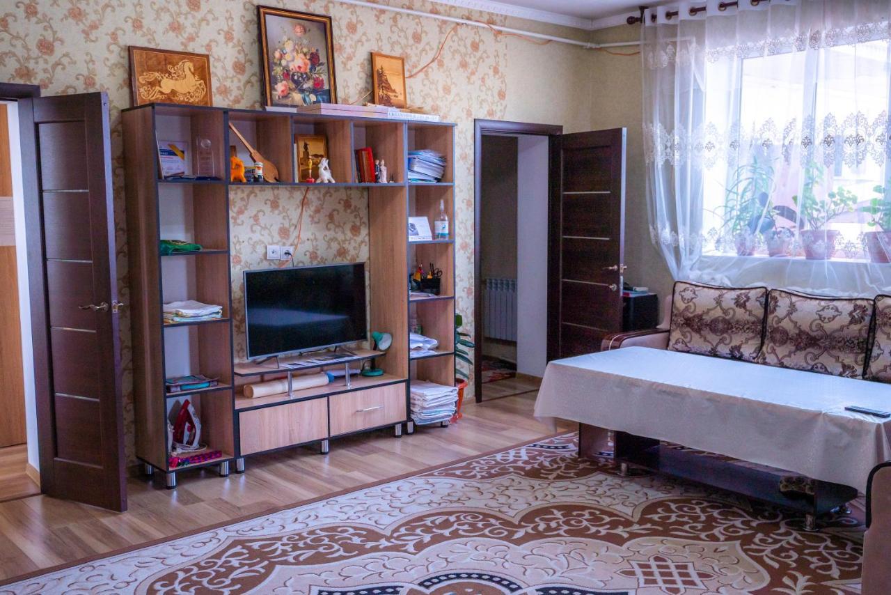 Guest House Etnodom Jalal-Abad エクステリア 写真