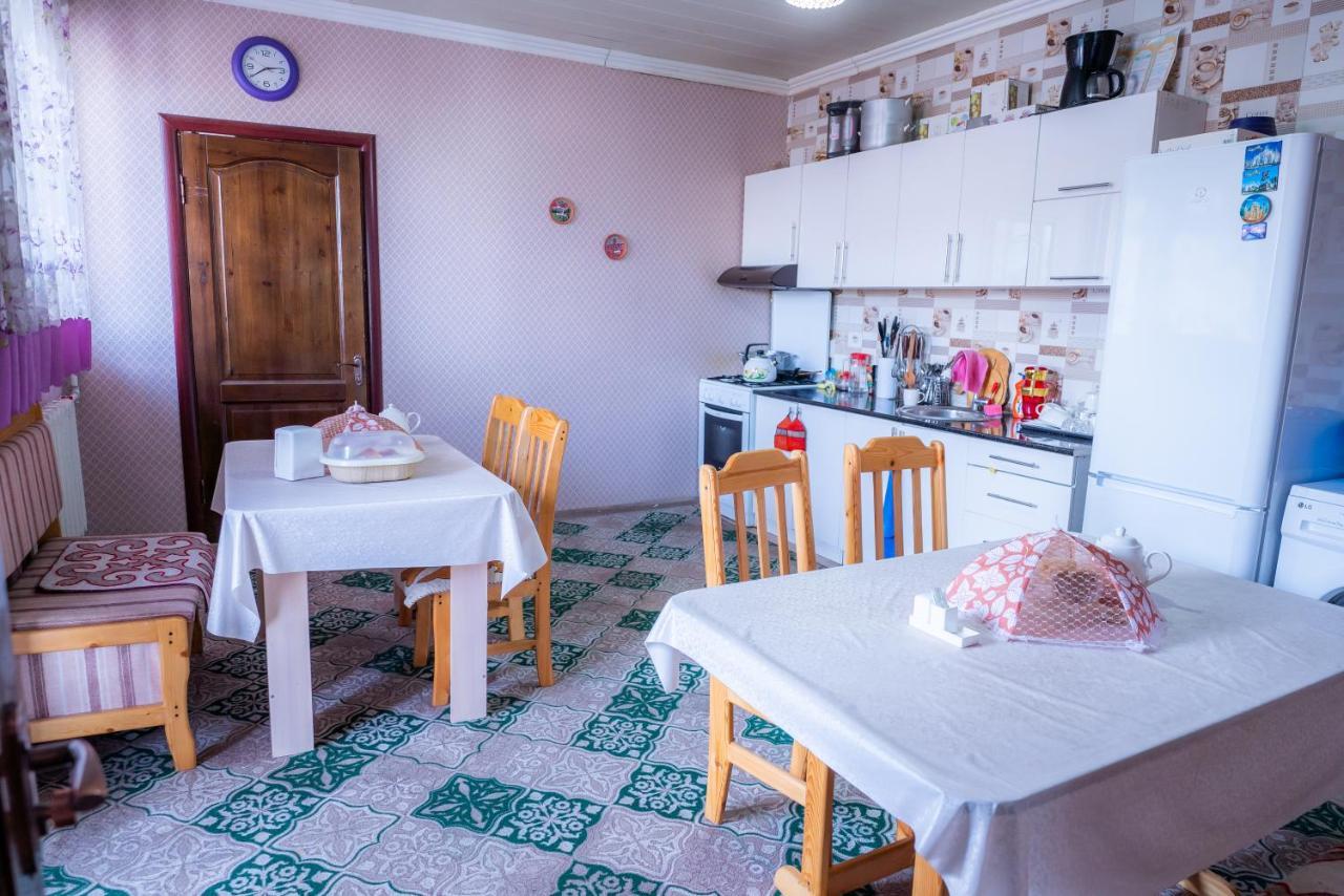 Guest House Etnodom Jalal-Abad エクステリア 写真