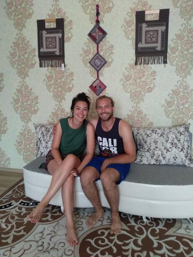 Guest House Etnodom Jalal-Abad エクステリア 写真